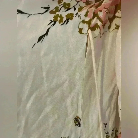 Anama brand lightweight robe size S (F135) - Picture 4 of 8